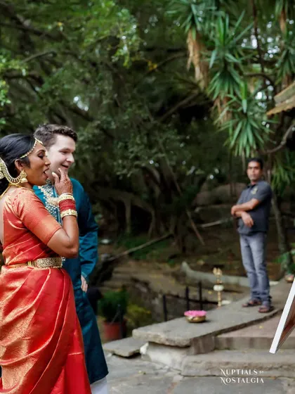 The artist at work during the ceremony. Having a live painter adds a touch of sophistication and provides engaging entertainment for guests.