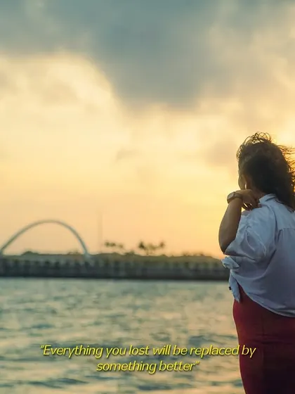 A candid moment watching the sunset over the ocean at Galle Face Beach in Colombo. I will forever be a person who falls in love with every sunset.