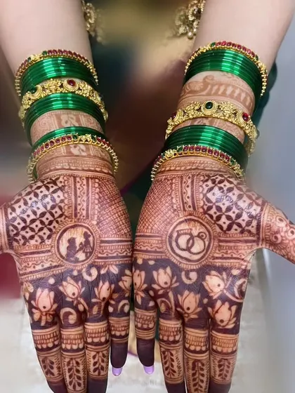A stunning 24-hour stain. The color has deepened beautifully, showcasing the intricate details of the engagement rings and lotus patterns. This is the peak color you can expect.