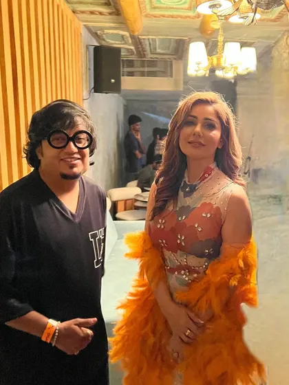 It was a pleasure to be part of the launch party at Dhamroo, pictured here with Bollywood celebrity Kangana Sharma. I regularly perform at high-profile events with special guests in Bengaluru.