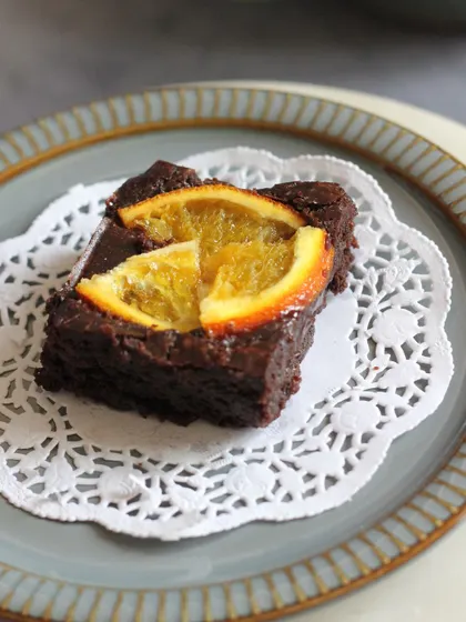A single slice of our chocolate orange brownie, a sophisticated flavor combination that will set your menu apart.