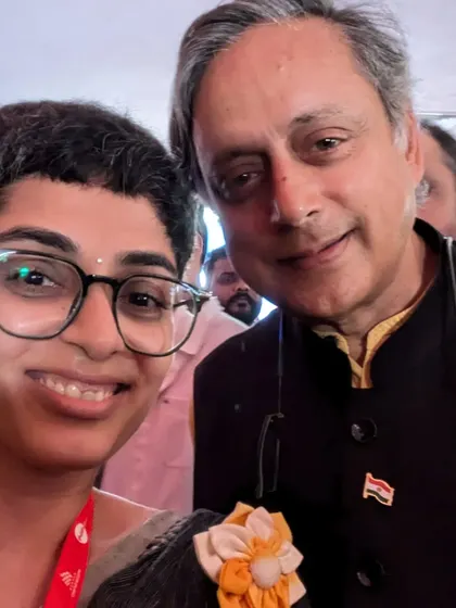 It was a pleasure to meet and interact with Dr. Shashi Tharoor at Huddle Global. Large-scale events provide incredible opportunities to connect with influential thinkers and leaders.