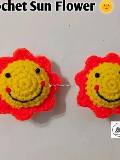 These mini smiley sun keychains are perfect for spreading a little bit of sunshine. The bright yellow and red design is cheerful and eye-catching.