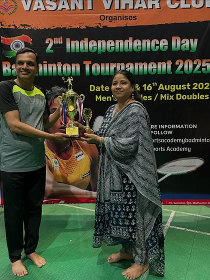 Another shot of our D Group Men's Doubles winners.