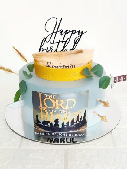 One cake to rule them all. This Lord of the Rings inspired cake was a special request, featuring the One Ring and the iconic movie poster. A perfect cake for any fan of Middle-earth.