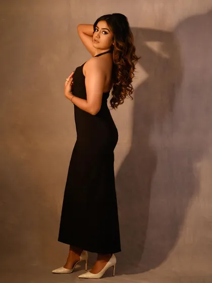 The full look, exuding confidence and soul.