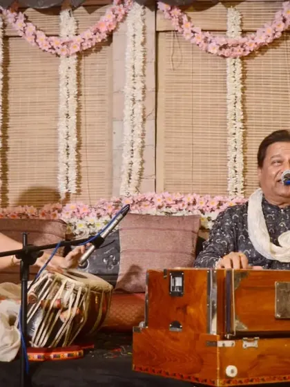 A magical evening celebrating with friends and musicians, including the wonderful Anup Jalota ji, who graced the occasion with his singing. I had the pleasure of accompanying him on the tabla.