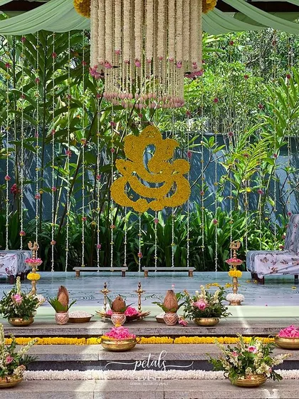 A duplicate image of the elegant and sacred traditional setup.