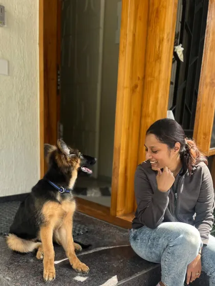 Zoey the German Shepherd completed her training today. I wish her family all the best as they continue their journey together. The real training starts now, and I know they will do great.