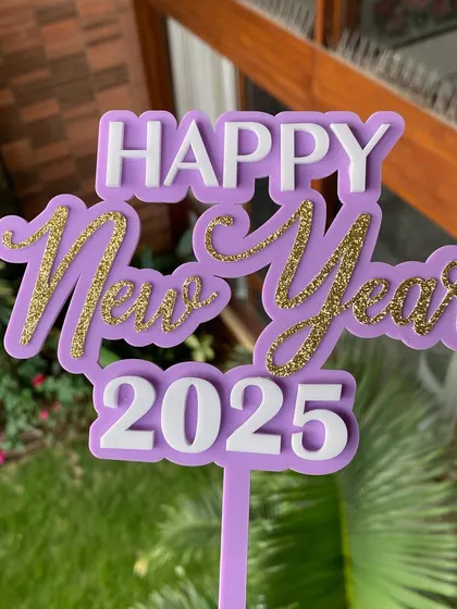 Ring in the new year with this "Happy New Year 2025" layered acrylic topper. The combination of purple, white, and gold glitter is perfectly festive.