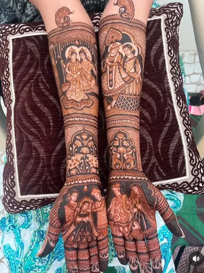 A multi-layered story with four different couple portraits. This design showcases various wedding rituals and divine figures like Radha-Krishna, perfect for a grand celebration.