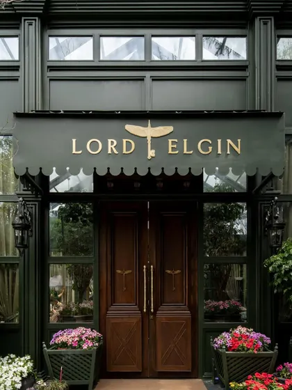 Exterior details of the Lord Elgin Glasshouse, where the architectural form is in constant dialogue with the surrounding landscape. The design feels both man-made and deeply connected to nature.