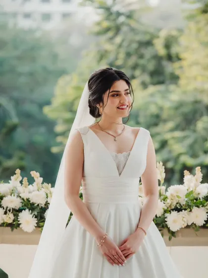 So divine, so effortlessly. This bride's smile and the soft, natural makeup look we created for her are a perfect match.