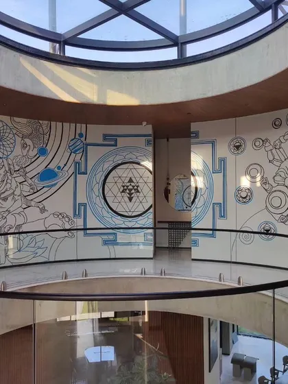 A duplicate image of the atrium mural.