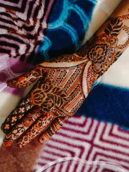 The full view of this elegant design, perfect for getting into the festive spirit of Ramadan.