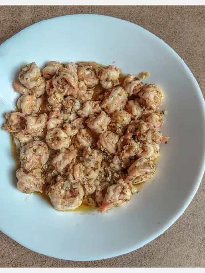 My version of the classic French Prawns in Butter Garlic sauce. I use fresh prawns from the Bay of Bengal, flavourful naati garlic, and organic herbs to create this simple yet elegant dish.