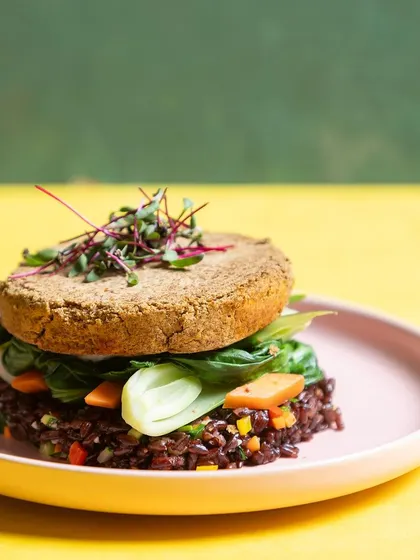 Our layered steak with black rice and veggies is a testament to our belief that healthy food can be gourmet. It's a balanced, high-protein meal that feels indulgent.
