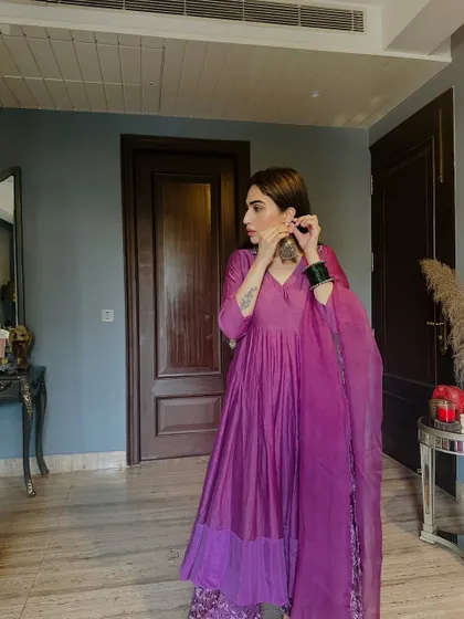 This purple anarkali from Charu Makkar is so good it needed its own post. Here I am accessorizing it with chunky silver earrings.