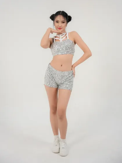 A full-length shot against a clean white backdrop, perfect for e-commerce, catalogs, and model lookbooks. I provide crisp, well-lit images that showcase the outfit and the model's presence without any distractions.