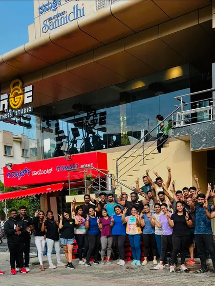 The whole team together after a challenging and successful bootcamp. The smiles and victory signs say it all. We are stronger together.