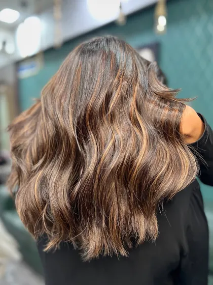 The ultimate autumn palette. This image shows off a beautiful blend of warm brown and caramel tones that are perfect for the season.