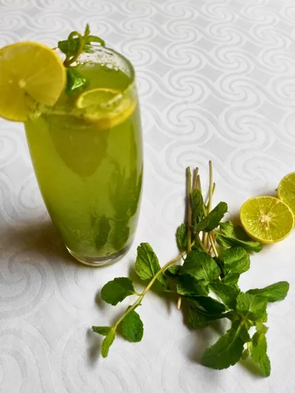 Beat the Mumbai heat with my signature Minty Lemon Fizz. It’s a refreshing splash of cool mint and zesty citrus in every sip, crafted to be the perfect companion to your meal.