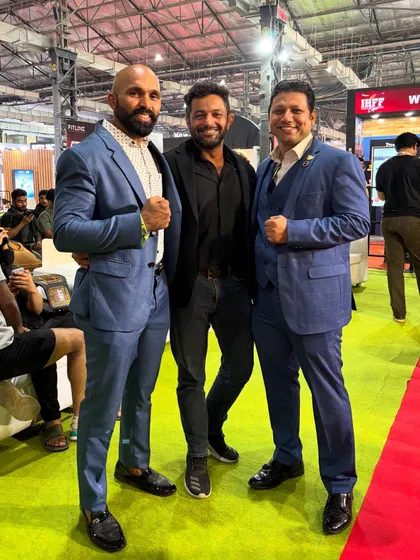 At the IHFF expo with fellow coaches and friends from the MMA community.