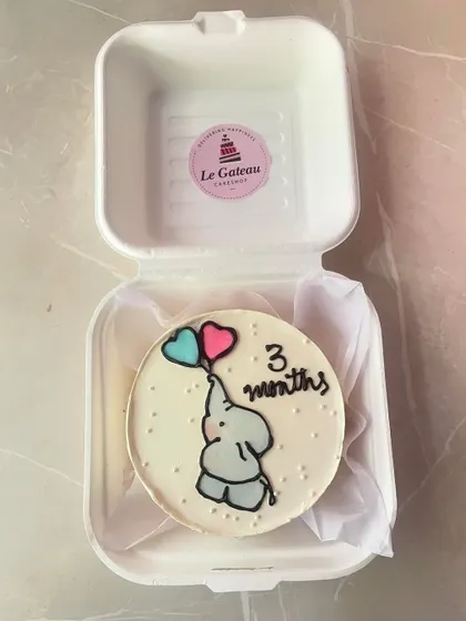 Celebrating three whole months! Our bento cakes are perfect for marking those precious monthly milestones. This one features a cute hand-drawn elephant.