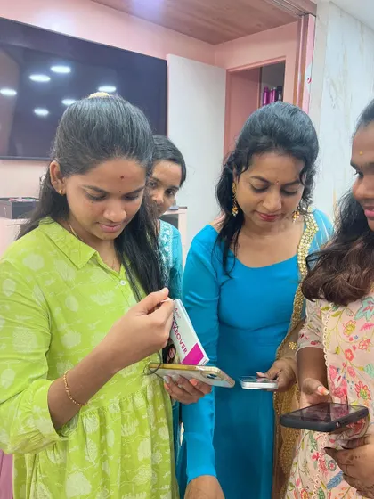 Students interacting and learning together during a pro batch class.