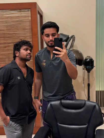 Another angle of Mayank Dagar's classic cut.