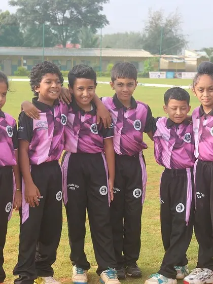 A group of our youngest players, boys and girls, together as a team.