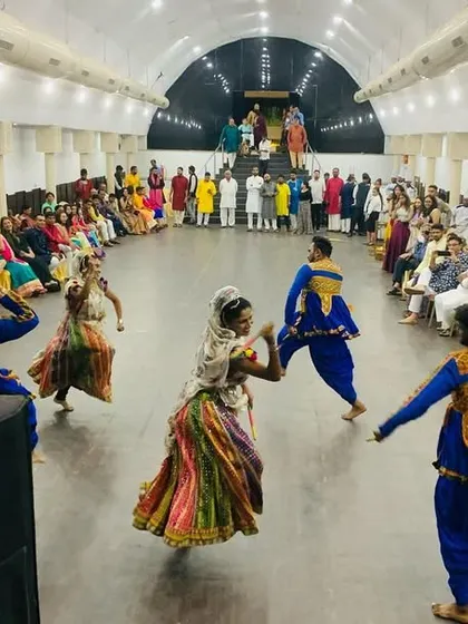 Our dancers in colorful costumes performing a traditional Garba dance. This is a perfect ice-breaker to get all the guests in a festive mood.
