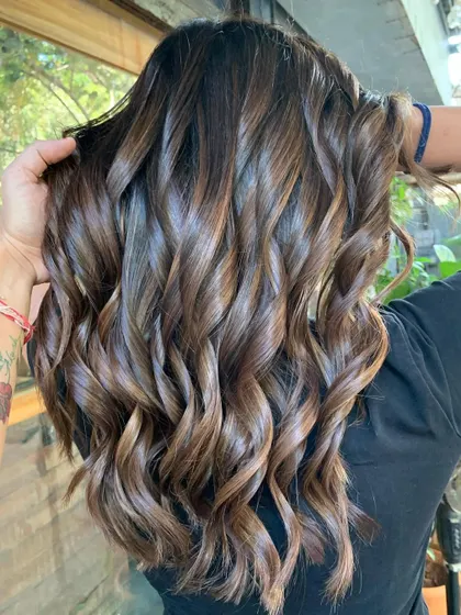 A close-up of the sun-kissed tones. The waves really make the color pop. (No filter)