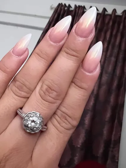 Another look at this beautiful glazed ombré set, the perfect complement to a sparkling engagement ring.