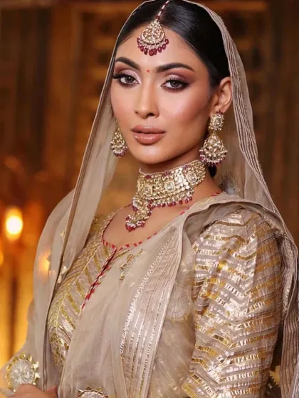 Ludhiana, get ready for my five-day masterclass from June 12th to 16th. This course covers everything from Gen-Z trends to classic bridal looks. Call 9899228355 to enroll.