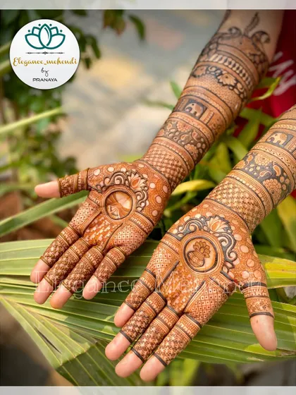 A beautiful bridal design featuring a 'kalash' (ceremonial pot) and 'gathbandhan' (wedding knot), two very important symbols in a Hindu wedding.
