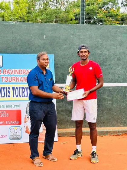 The prize distribution ceremony at the AITA 1 Lakh in Sivakasi, with our player Oges receiving his winner's trophy.