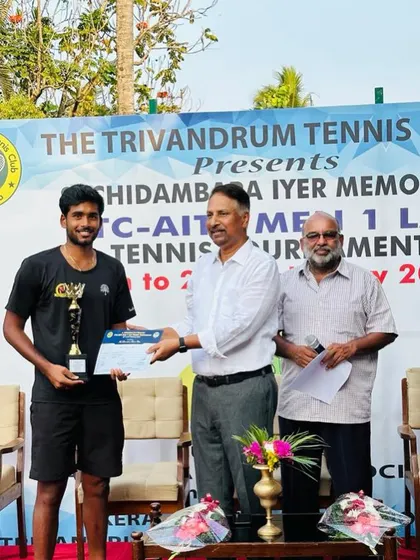 Another angle of the prize distribution ceremony, a moment of recognition for a week of hard work.