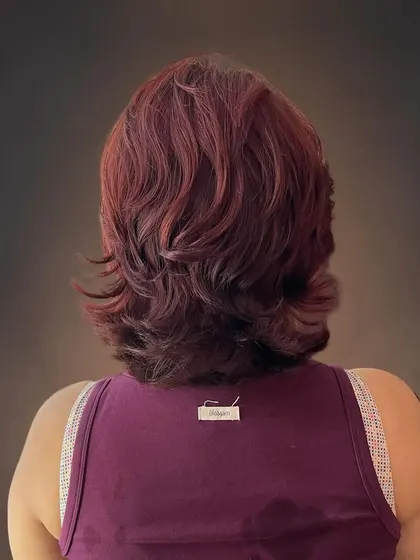 The back view of Anushka's shag, highlighting the layers.