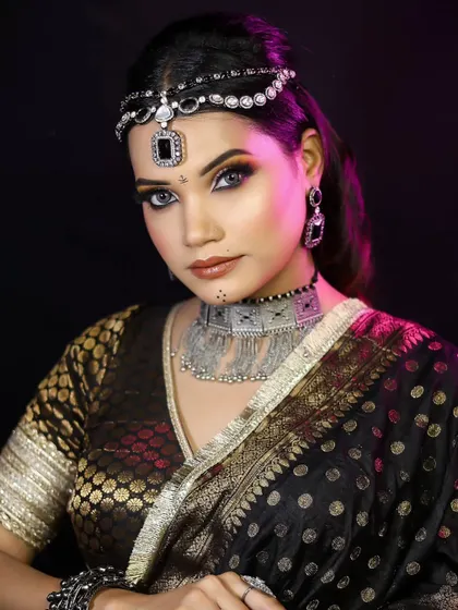 A full-face portrait that captures the modern-ethnic vibe of this party look.