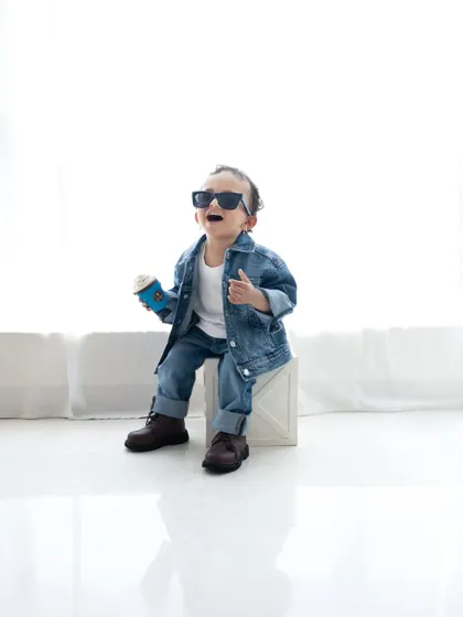 A big laugh from this happy little guy. My goal is to make every session a fun and playful experience.