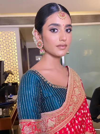 I had the honor of draping the beautiful actress Priya Varrier for the Filmfare South awards. This is the level of perfection and finish I bring to my professional draping work, and I teach the same principles in my classes for you.
