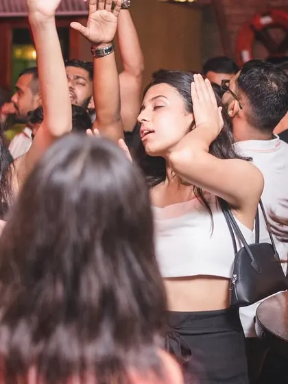 Friends and groups getting together on the dance floor. My sets are designed to be the soundtrack for a great night out with your crew.