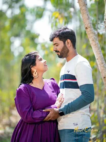 A loving gaze shared between a couple during their outdoor pre-wedding shoot. These are the simple, beautiful moments I love to capture.