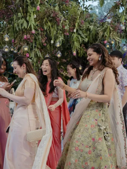 Guests enjoying the heartfelt and celebratory atmosphere of the U+S Mehendi sundowner. We designed the event to be a warm gathering of family and closest friends.