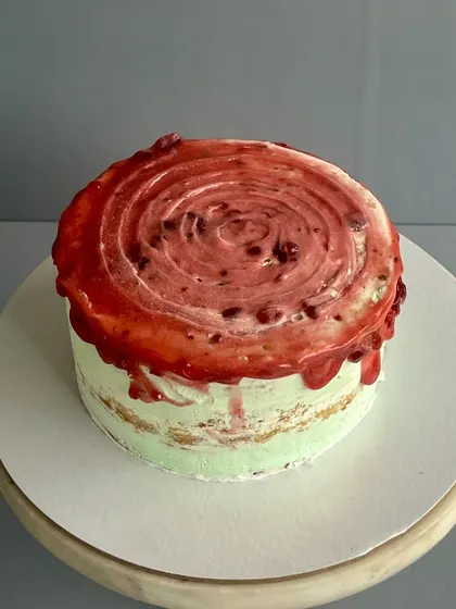 This Raspberry Basil Naked Cake is one of my most surprising flavor combinations. A soft basil vanilla sponge is layered with white chocolate cream and a tangy raspberry compote. It’s fresh, light, and absolutely delicious.