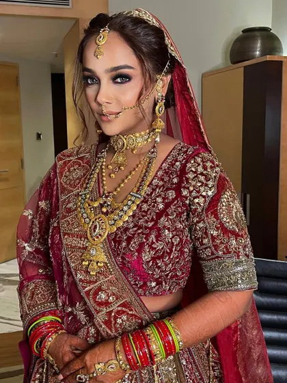 A full view of this powerful and unique bridal look.