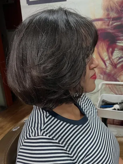 The layers add movement and prevent the bob from looking flat.