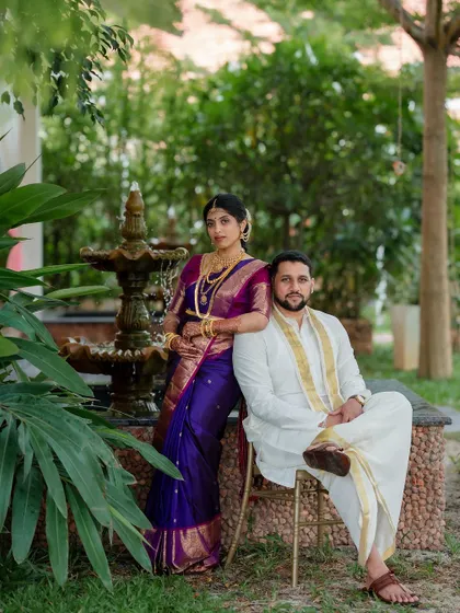 A romantic stroll in the rain. We embrace every element of the wedding day, even a little monsoon magic, to create unique and memorable couple portraits.