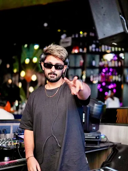 Taking the Bolly-Tech experience to Hyderabad for a boiler room style set. Ready to show a new city what my sound is all about.